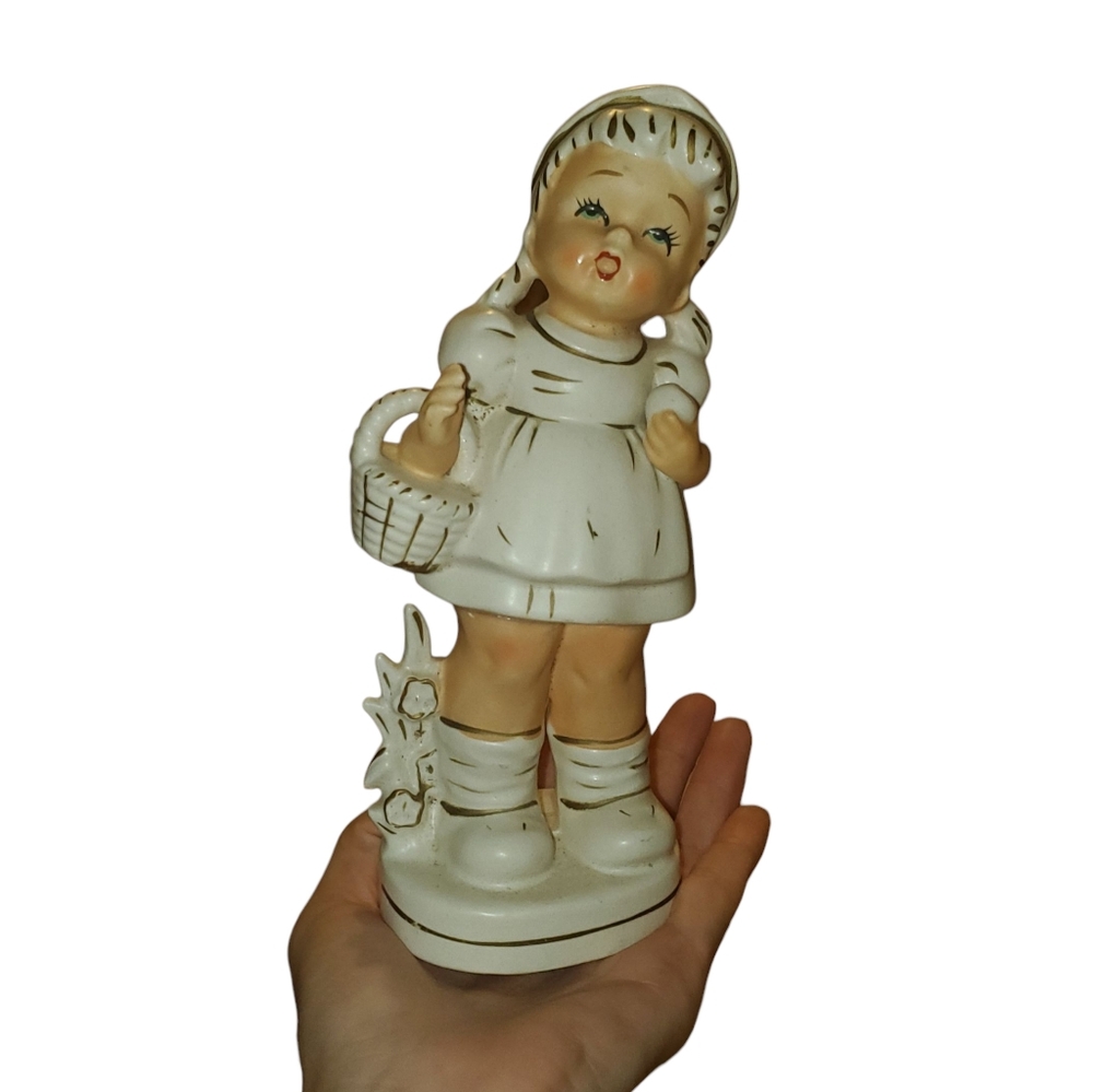 Large Vintage Napco Girl Figurine In White And Gold
